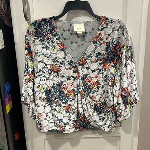 Maeve Gray Floral V-Neck Top